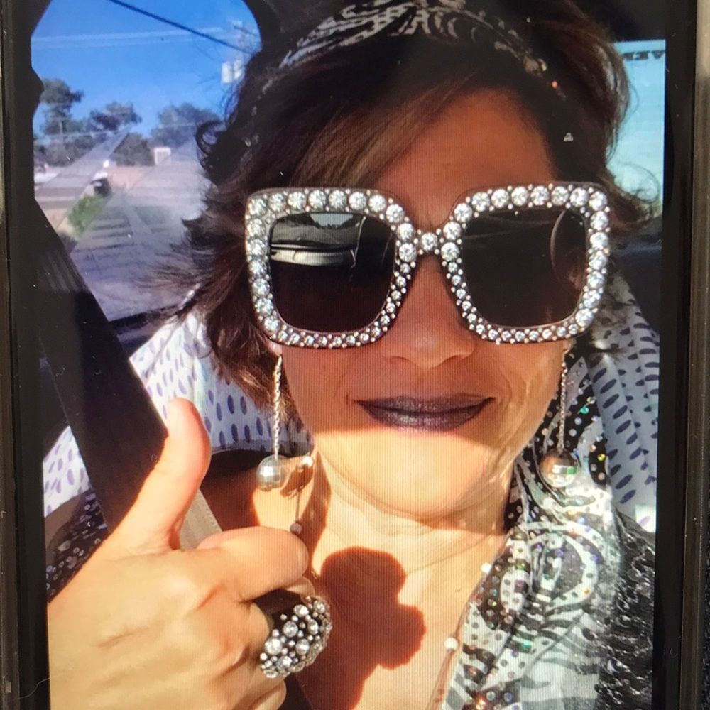 🌟 Sparkling Sunglasses oversized square